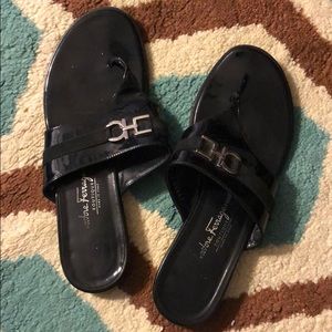 PRE💕LOVED FERRAGAMO Sandal